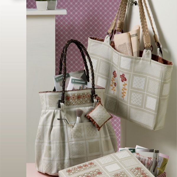 104 / 241 | Heft No. 241 Brest